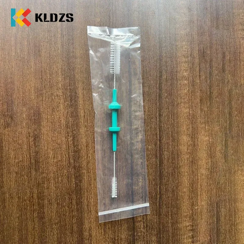 Endoskopická čistiaca kefka 11 mm x 160 mm